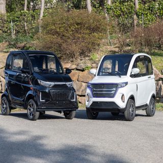 I nuovi cabin scooter “e-move” che saranno presentati da Caporali2000 a Daverio