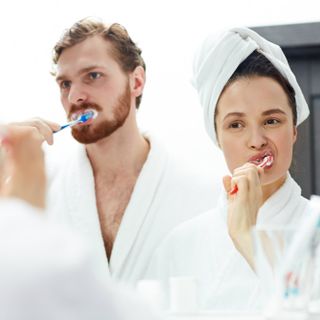 Avere denti forti e gengive sane?
I consigli di Fab SMS per l’igiene orale Avere denti forti e gengive sane?
I consigli di Fab SMS per l’igiene orale