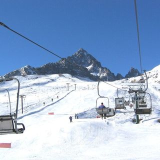 Impianti sciistici aperti da lunedì 15. L'assessore al turismo regionale: «Mi unisco al flash mob di domani di tutto il settore»