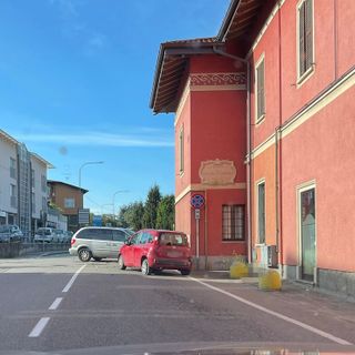 Incidente in viale Borri, traffico bloccato in entrata e in uscita dalla città