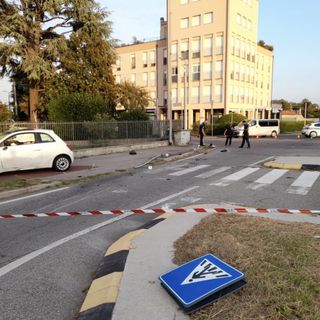 Non ce l'ha fatta il motociclista di 33 anni scontratosi con un'auto a Gallarate