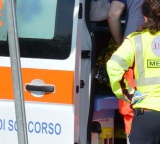 Gallarate, scontro tra un'auto e una moto: diciassettenne ferito