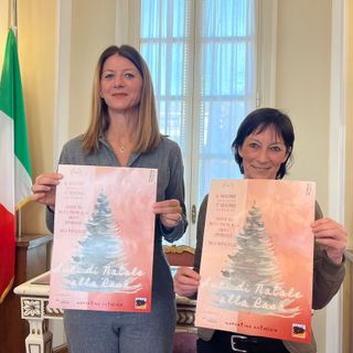 Il vicesindaco Ivana Perusin e l'organizzatrice Chiara Comparoni hanno presentato le Luci alla Rasa, l'ormai tradizionale appuntamento che dà il via al Natale di Varese