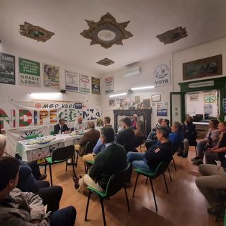 Una riunione della Lega nella sezione di piazza Podestà