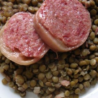 I saldi? Oggi sono gastronomici  con panettone, zampone e cotechino