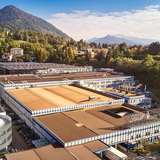 Lo stabilimento della Lindt di Induno Olona