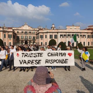 FOTO E VIDEO. "Trieste chiama, Varese risponde”, in 600 in corteo nel centro con “Soprattutto Liberi”