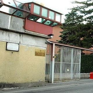 «Urge la costruzione di un nuovo carcere»