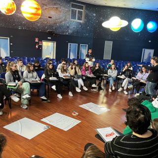 I ragazzi, durante uno tra i tanti pomeriggi dedicati al progetto MOAI PAURA