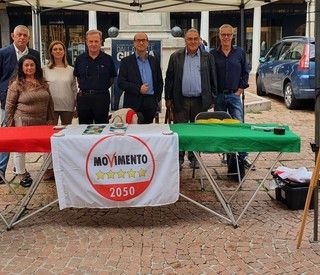 Movimento 5 Stelle: a Varese avvio raccolta firme a sostegno del salario minimo