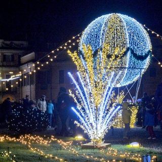 Grande evento del Natale ai Giardini Estensi: aperto il bando per la ricerca di sponsor