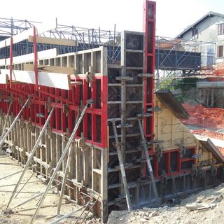 Il ponte di via Giordani prende forma: realizzato il primo palo di sostegno