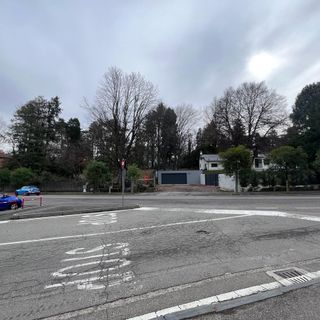 L'area che s'affaccia sul piazzale dell'ippodromo che ospiterà il nuovo locale