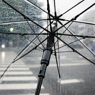 Crollo delle temperature e 100 millimetri di pioggia caduti. Ecco cosa accadrà nel weekend