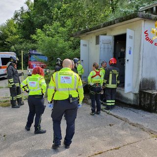 Muore folgorato in un'azienda dismessa. L'ipotesi su cui si indaga è un furto di rame