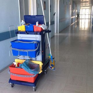 La Fisascat Cisl Varese: «Le aziende ospedaliere forniscano i dispositivi di sicurezza alle addette alle pulizie degli ospedali» La Fisascat Cisl Varese: «Le aziende ospedaliere forniscano i dispositivi di sicurezza alle addette alle pulizie degli ospedali»