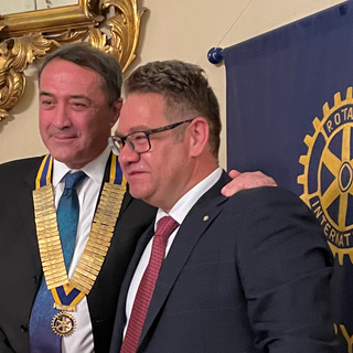 Passaggio delle consegne al Rotary club Ticino