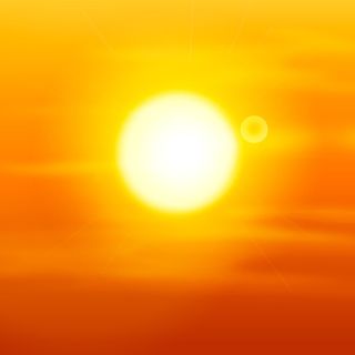 Notte con minima a 22 gradi, oggi andremo ben oltre quota 30 con umidità elevatissima. Domenica forti temporali