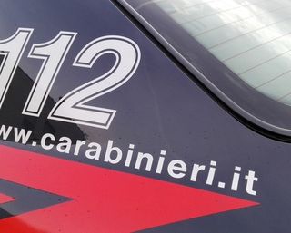 Evade dai domiciliari per festeggiare il compleanno e viene fermato dopo aver bevuto: per lui denuncia e arresto