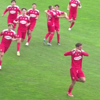 VIDEO. Giovani, belli, forti e felici: la stella della Varesina stanotte brilla lassù, davanti a tutti