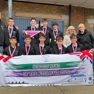 L'"Ottobello" dello Stein ha conquistato la medaglia d'oro sul Tamigi