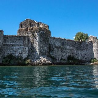 I Castelli di Cannero (foto tratta da Luinonotizie.it realizzata da Isella Bellotti)