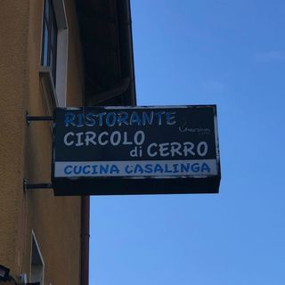 Un tuffo nel gusto e nella tradizione gastronomica. Al Circolo di Cerro di Laveno si mette in tavola la cucina bosina Un tuffo nel gusto e nella tradizione gastronomica. Al Circolo di Cerro di Laveno si mette in tavola la cucina bosina