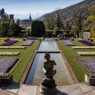 Villa Taranto, iniziano le fioriture