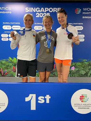 Daniela Sabatini, al centro, oro mondiale