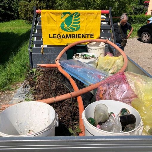 Foto dalla pagina Facebook di Legambiente Laveno Luino Foto dalla pagina Facebook di Legambiente Laveno Luino