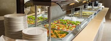 Via libera al servizio mensa per le aziende nei ristoranti e nei bar. «Non basta, il settore è al collasso»