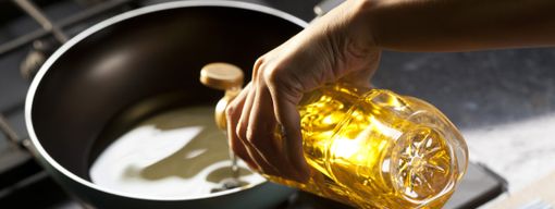 In consegna i nuovi contenitori per la raccolta dell'olio esausto delle utenze domestiche