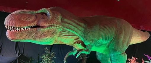 Varese "invasa" dai dinosauri Varese "invasa" dai dinosauri