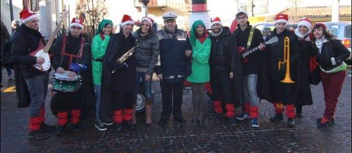 Il vigile Piero in una foto tratta dalla pagina Facebook della Pro Loco di Gemonio