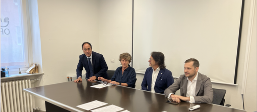 VIDEO - Storico accordo firmato a Varese tra infermieri e RSA