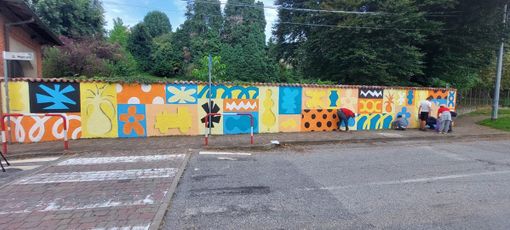 Il murale realizzato dai volontari a Cocquio Trevisago