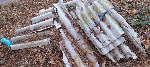 Abbandono di rifiuti tra cui anche amianto a Sumirago