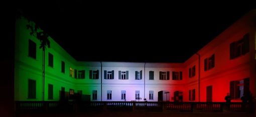 Il municipio di Sesto Calende Il municipio di Sesto Calende