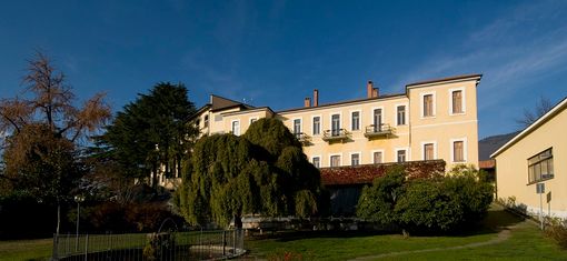 Comerio, cittadinanza onoraria per il medico Livio Felloni Comerio, cittadinanza onoraria per il medico Livio Felloni