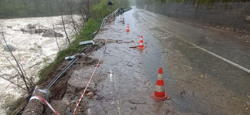 Macugnaga, Formazza, lago d'Orta: Anas al lavoro per ripristinare la viabilità dopo l'ondata di maltempo nel Verbano Cusio Ossola Macugnaga, Formazza, lago d'Orta: Anas al lavoro per ripristinare la viabilità dopo l'ondata di maltempo nel Verbano Cusio Ossola