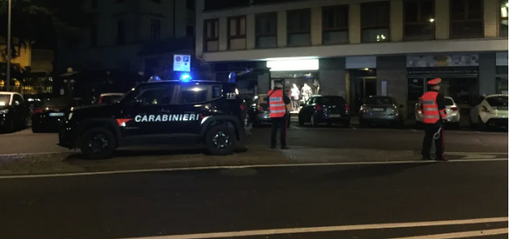 Violenta lite nella notte in centro a Luino, due feriti
