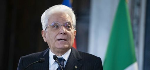Minacce social a Mattarella: tra i nove haters accusati dalla Procura di Palermo c'è anche una donna di Morazzone
