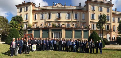 Controlli di vicinato: un patto tra prefetto, forze dell'ordine e 60 sindaci: «Insieme per la sicurezza dei cittadini» Controlli di vicinato: un patto tra prefetto, forze dell'ordine e 60 sindaci: «Insieme per la sicurezza dei cittadini»