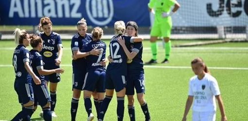 Alle bianconere basterà un punto nelle prossime tre giornate per la matematica certezza di laurearsi (ancora) campionesse d'Italia (foto figc.it) Alle bianconere basterà un punto nelle prossime tre giornate per la matematica certezza di laurearsi (ancora) campionesse d'Italia (foto figc.it)