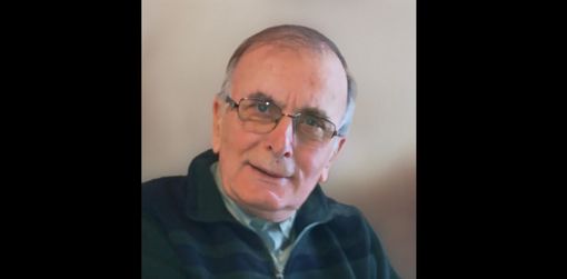 Addio a Roberto Mascanzoni, storico barbiere: «Ha avuto oltre 2mila clienti, amava stare tra la gente»