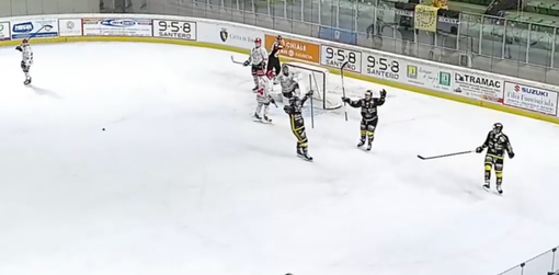 Makinen gol: i Mastini vincono all'overtime a Torre Pellice Makinen gol: i Mastini vincono all'overtime a Torre Pellice