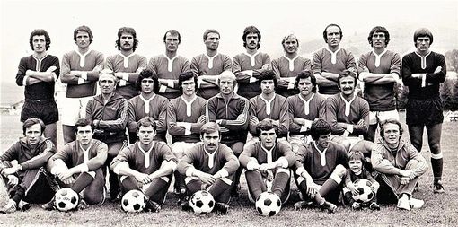 L'immagine giusta per i ricordi di Chinellato del suo Varese: un gruppo unito, indimenticabile. Nell'articolo, lo stopper veneto in maglia Roma (foto Wikipedia)