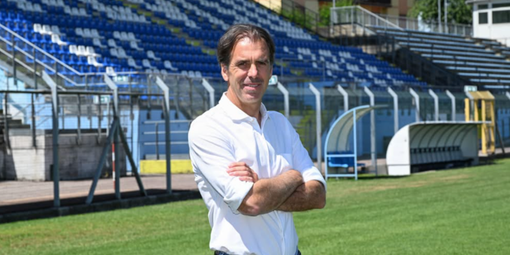 La foto con cui il profilo ufficiale del Treviso FBC accoglie Edo Gorini sulla panchina biancoceleste (Foto – Credit: Fotostampa Treviso) La foto con cui il profilo ufficiale del Treviso FBC accoglie Edo Gorini sulla panchina biancoceleste (Foto – Credit: Fotostampa Treviso)