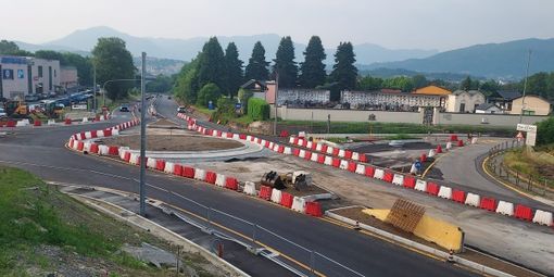 Foto d'archivio dei lavori della rotatoria della superstrada a Malgesso Foto d'archivio dei lavori della rotatoria della superstrada a Malgesso
