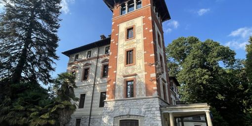 La sede del municipio di Gazzada Schianno La sede del municipio di Gazzada Schianno